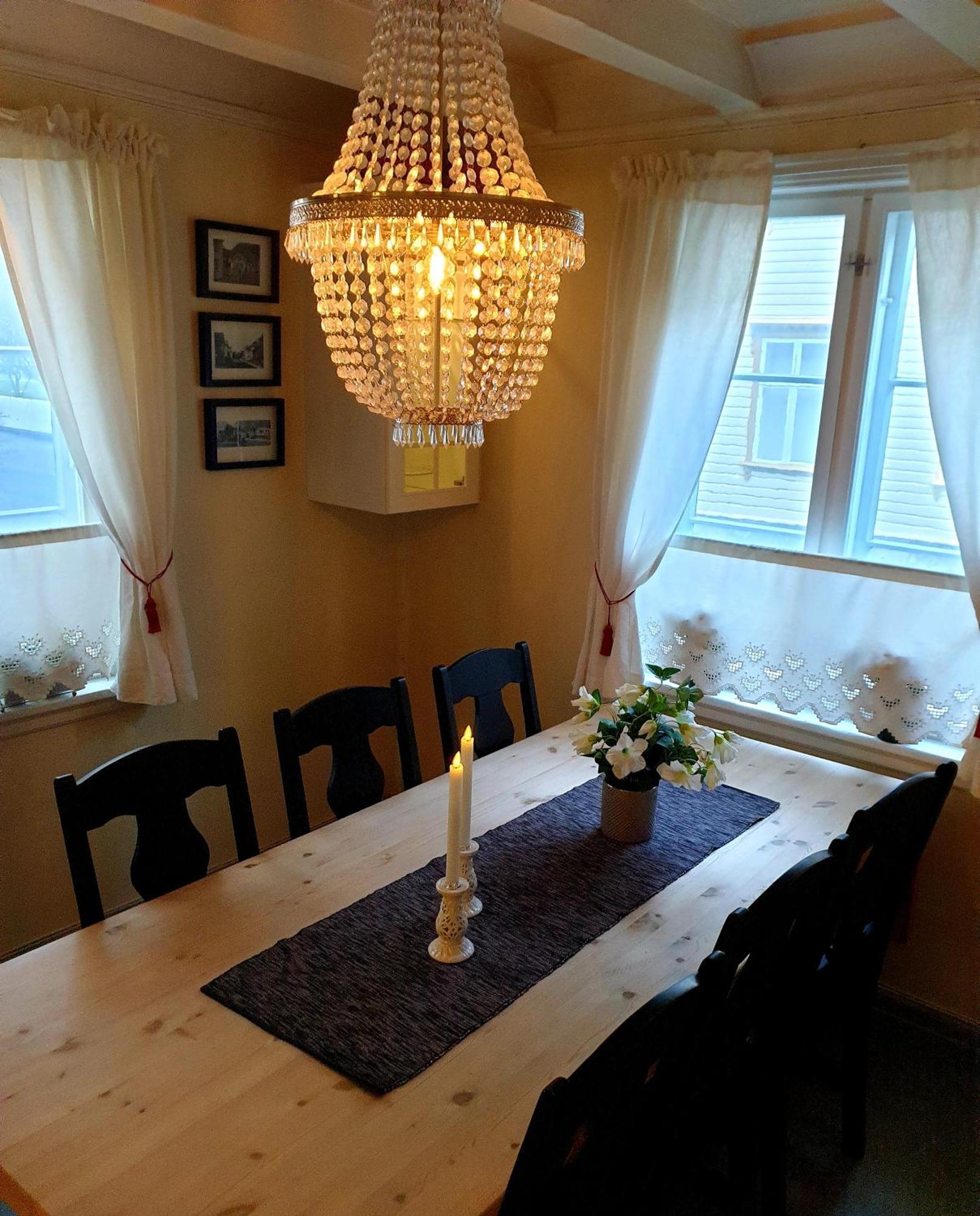 Willa Kvammehuset Pa Gamle Lærdalsøyri Zewnętrze zdjęcie