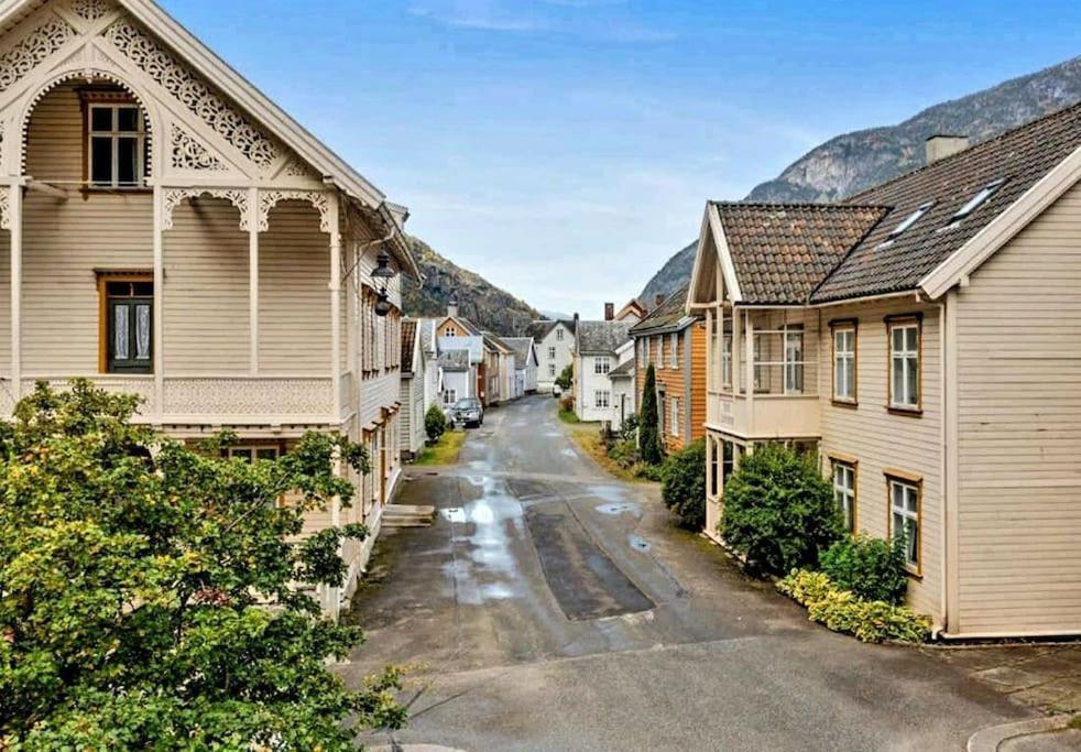 Willa Kvammehuset Pa Gamle Lærdalsøyri Zewnętrze zdjęcie